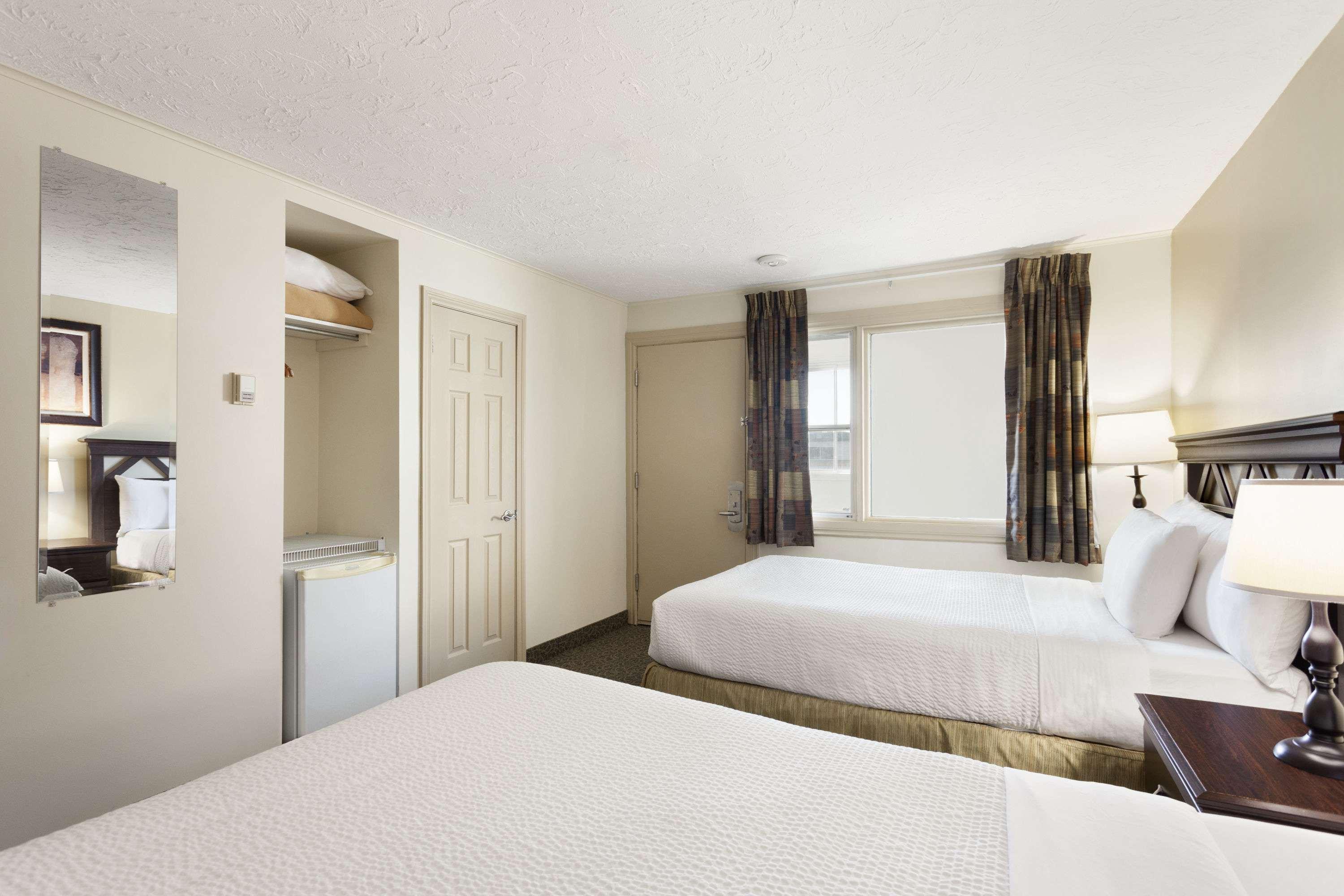 Days Inn By Wyndham Montreal East Luaran gambar