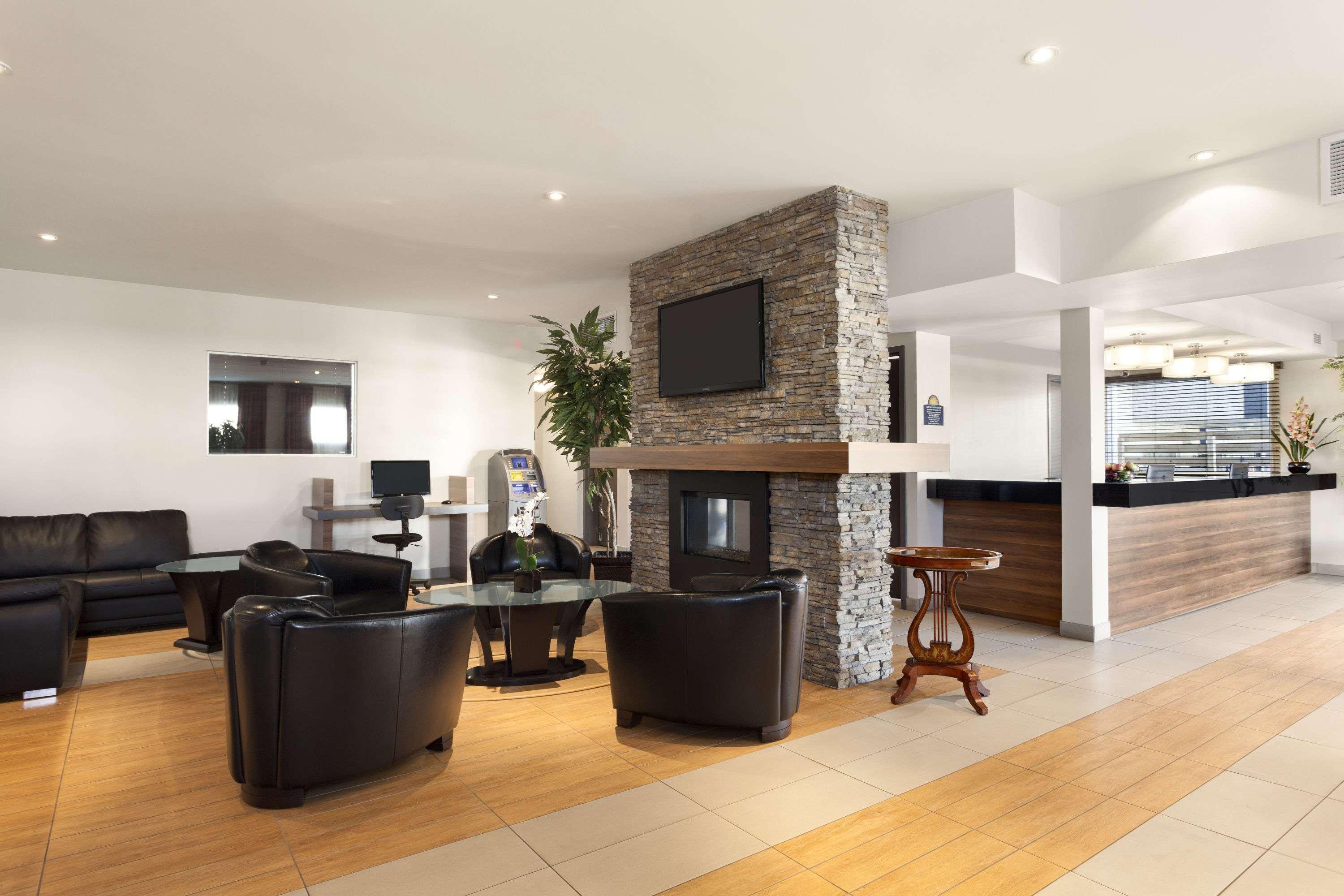 Days Inn By Wyndham Montreal East Luaran gambar