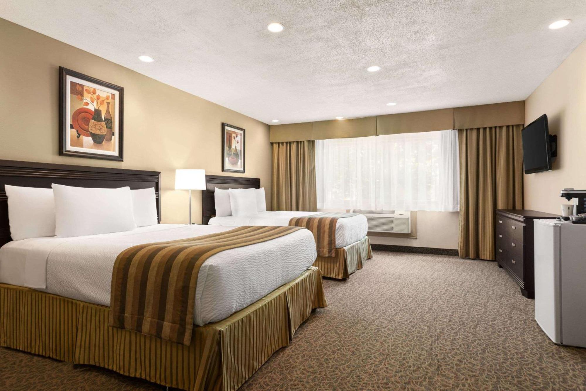 Days Inn By Wyndham Montreal East Luaran gambar